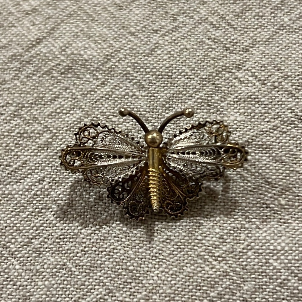 Gold filigree butterfly pin